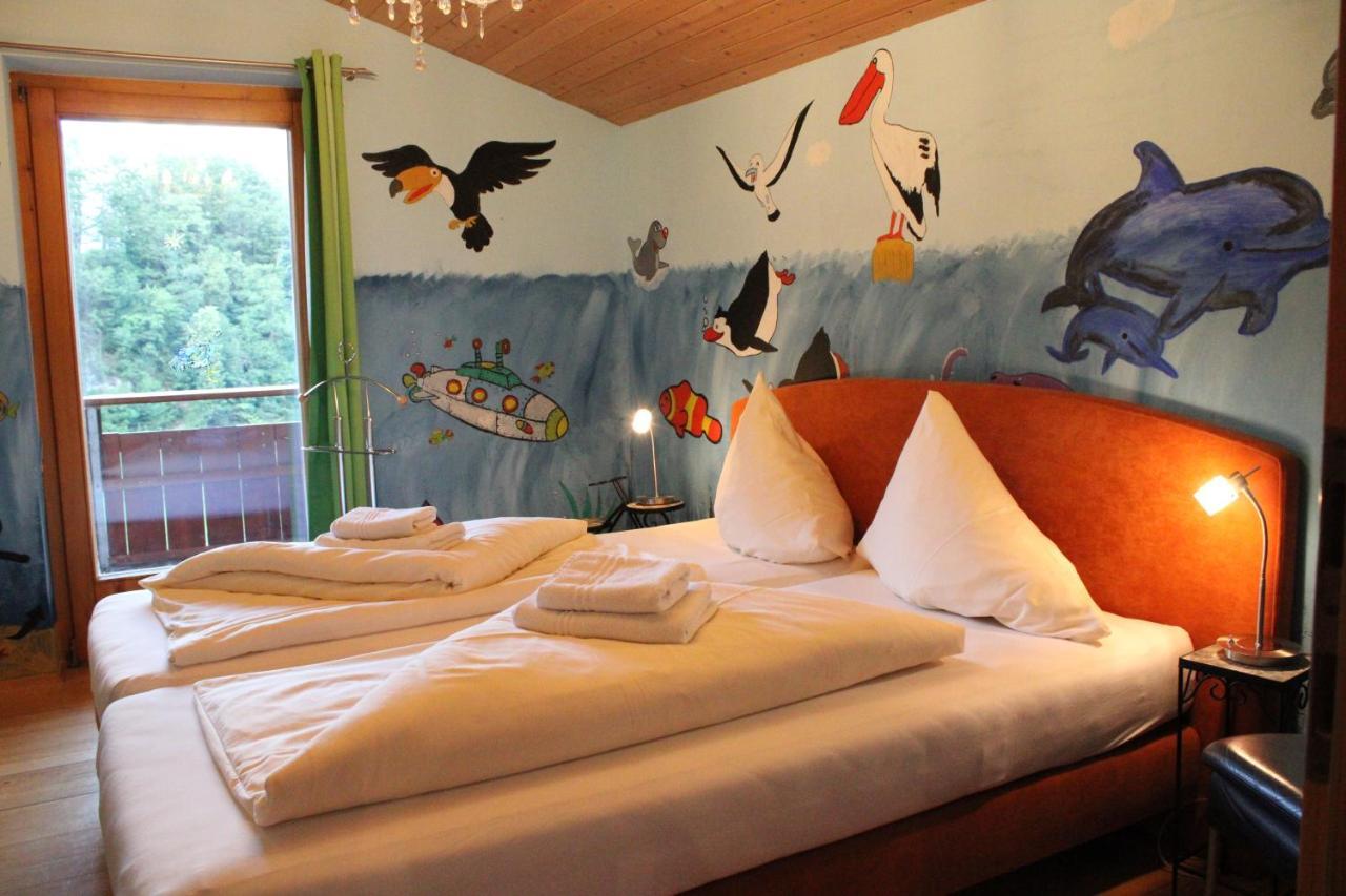 Haus Kleiner Turm Apartment Schruns ภายนอก รูปภาพ