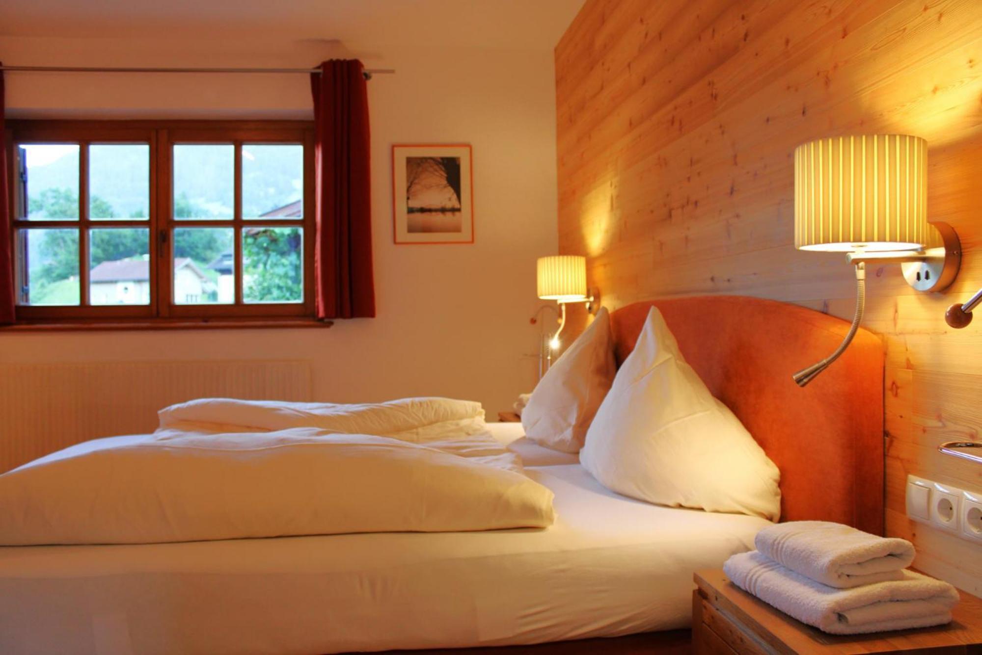 Haus Kleiner Turm Apartment Schruns ภายนอก รูปภาพ
