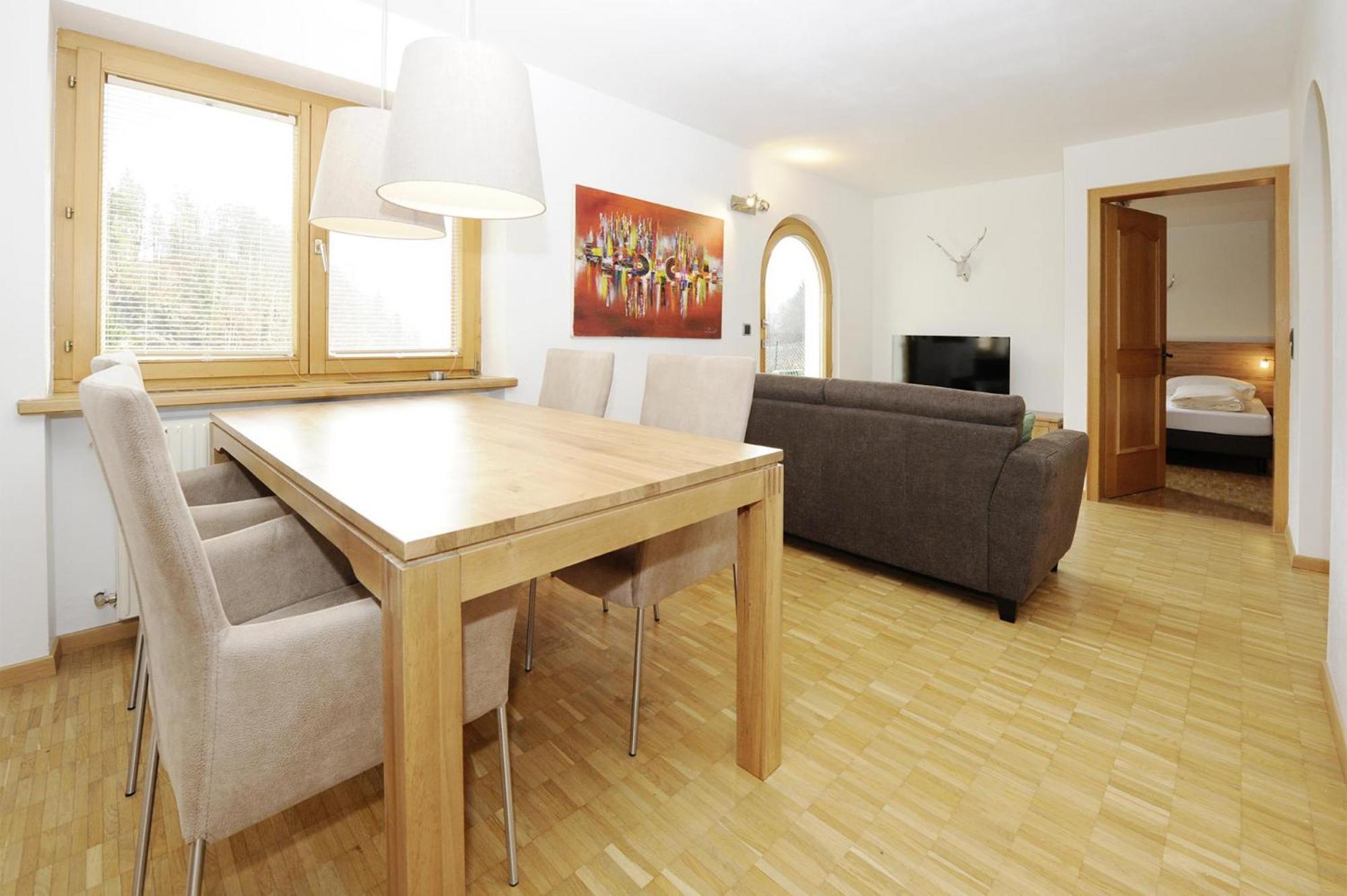 Haus Kleiner Turm Apartment Schruns ภายนอก รูปภาพ